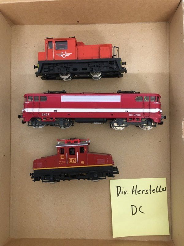 Modellini di ferrovie: Konvolut H0 3 Lokomotiven – Usato da Büsserach venduto da ModellbahnDepot