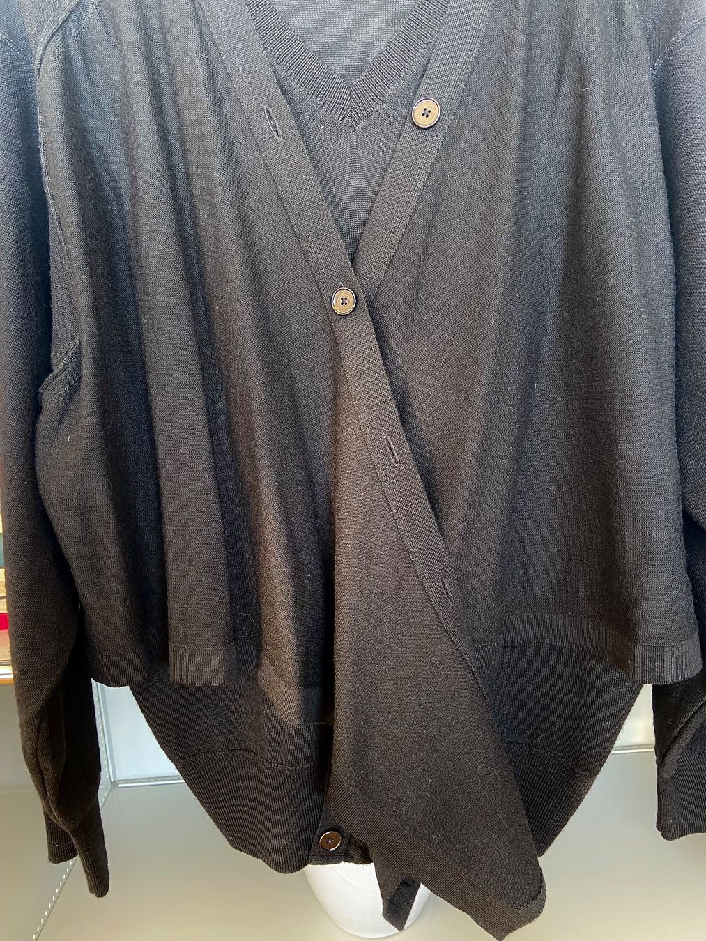 Lemaire Maglioni & Felpe: LEMAIRE Cardigan mit V-Ausschnitt – Nuovo (secondo la descrizione) da Döttingen venduto da dbs_26ls 3