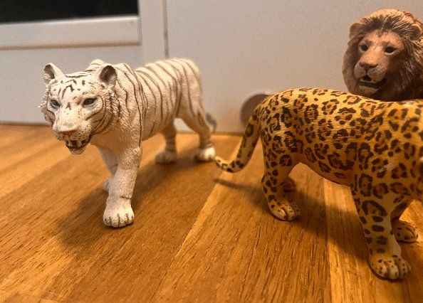 Giocattoli: Lot de 25 figurines – Usato da Cousset venduto da xgi_c7z6 4