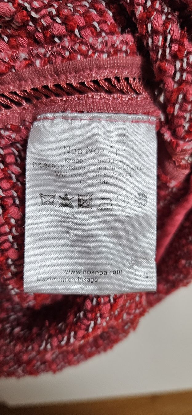 T-shirt: Shirt rot Gr. 38 – Usato da Rombach venduto da ThriftBetter 3