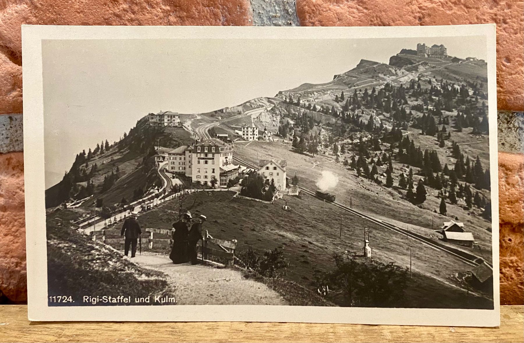 Ansichtskarten: Rigi-Staffel &  Kulm - Bergbahn & belebt – Gebraucht aus Root von ENGLAND-TREASURES