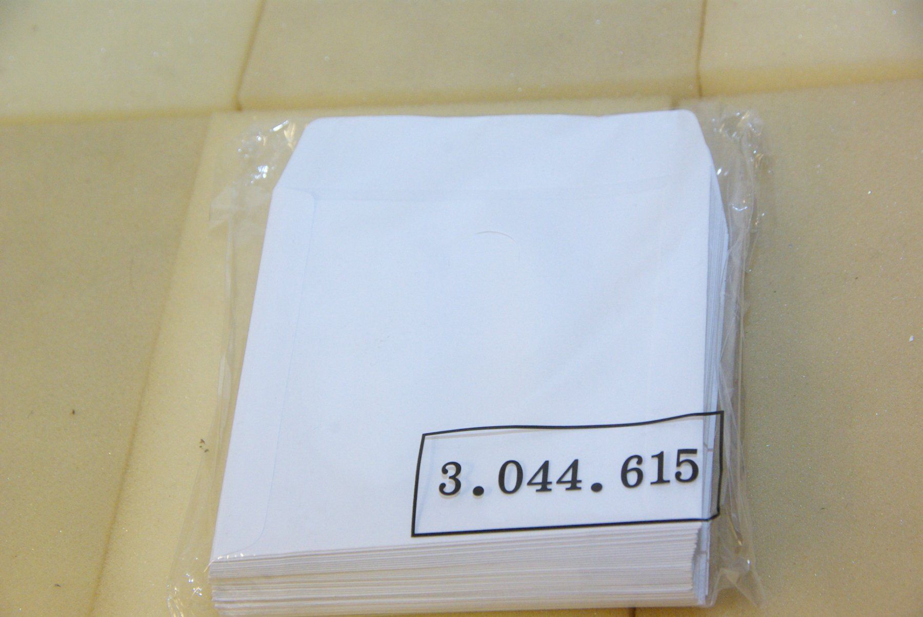CD: CD Papierhüllen - 1 Pack, weiss – Nuovo e nell'imballaggio originale da Herisau venduto da Cevianer1844