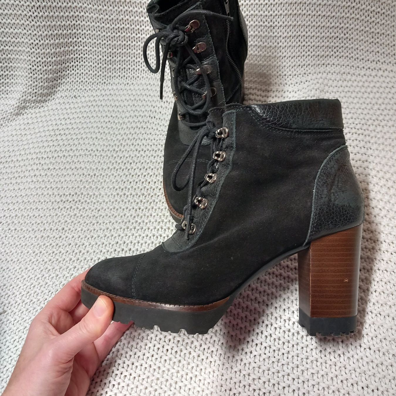 Scarpe da donna: Gadea Wildleder Stiefeletten Gr.37 – Usato da Gwatt (Thun) venduto da umwelt-brocki 1