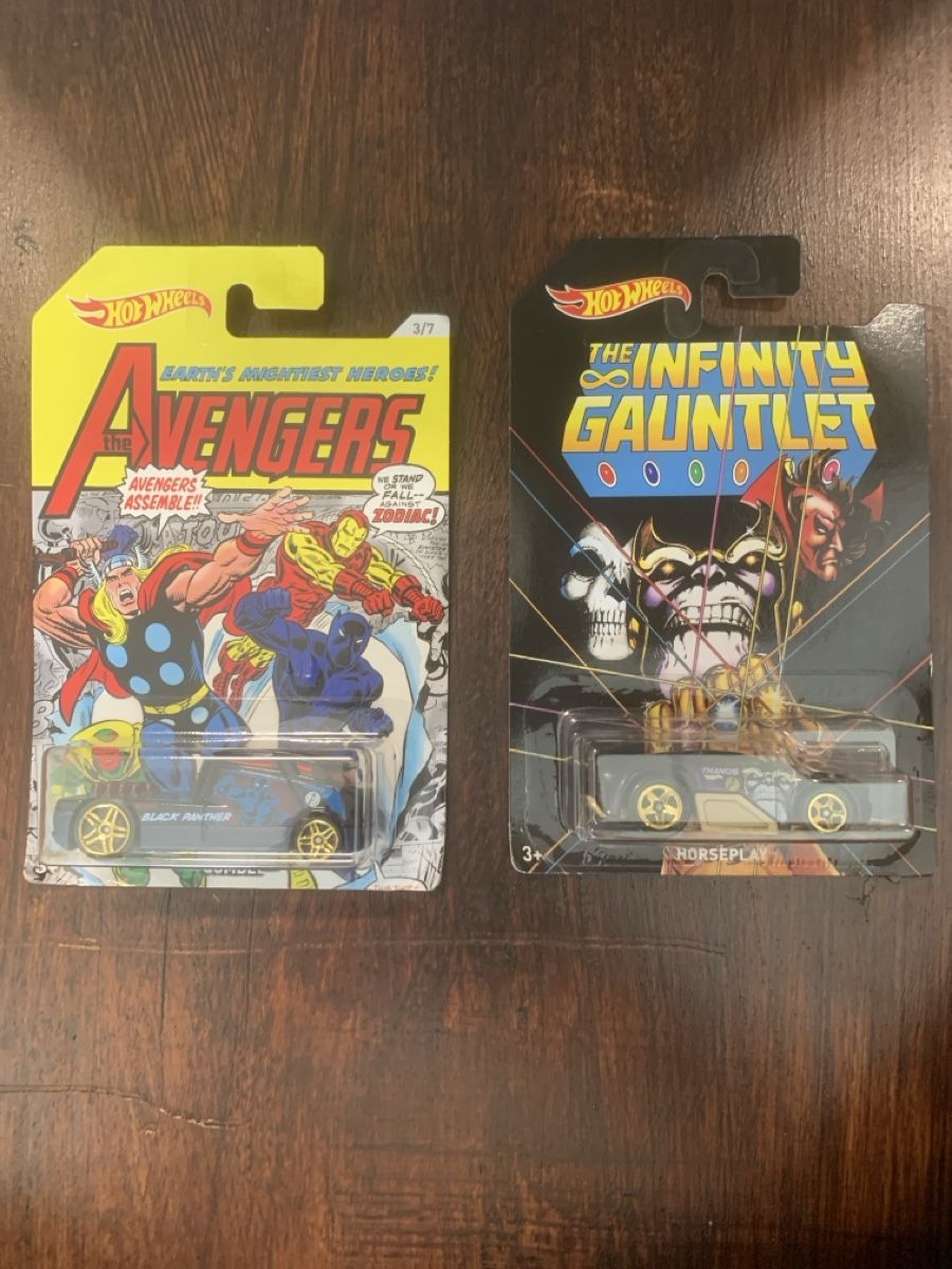 Hot Wheels Modellini d'auto: 2x Hot Wheels Avengers & the infinity gauntlet – Nuovo e nell'imballaggio originale da Winterthur venduto da Weicol