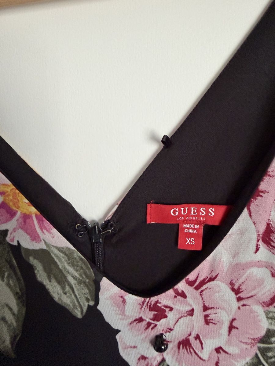Guess Robes: Guess Kleid - XS – D'occasion à Felben-Wellhausen par Nata87 2
