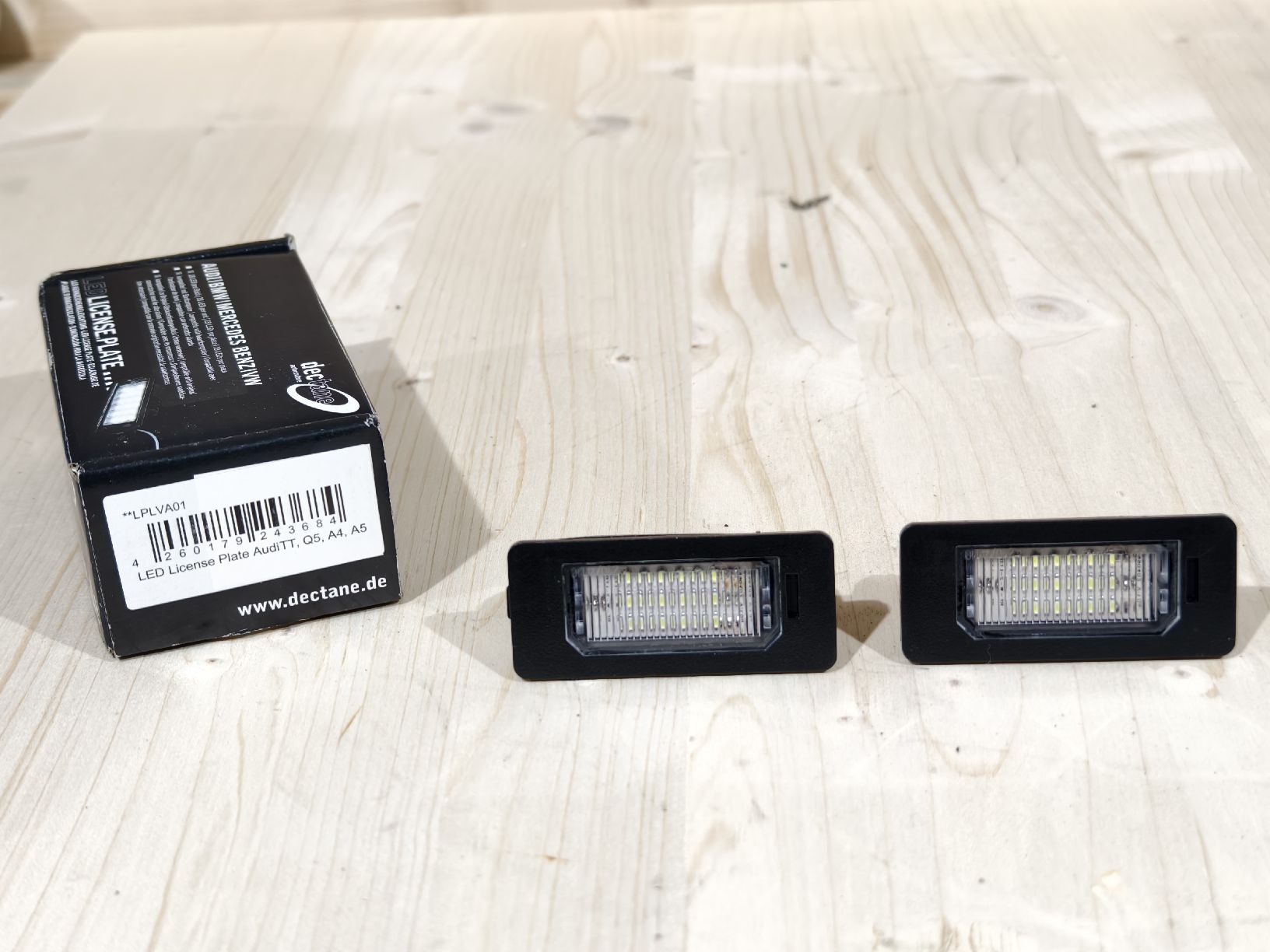 Audi Tutti pezzi di ricambio auto: Dectane LED Kennzeichenbeleuchtung Audi A4 / A5 / Q5 / TT – Nuovo (secondo la descrizione) da Ottoberg venduto da KingTony 1