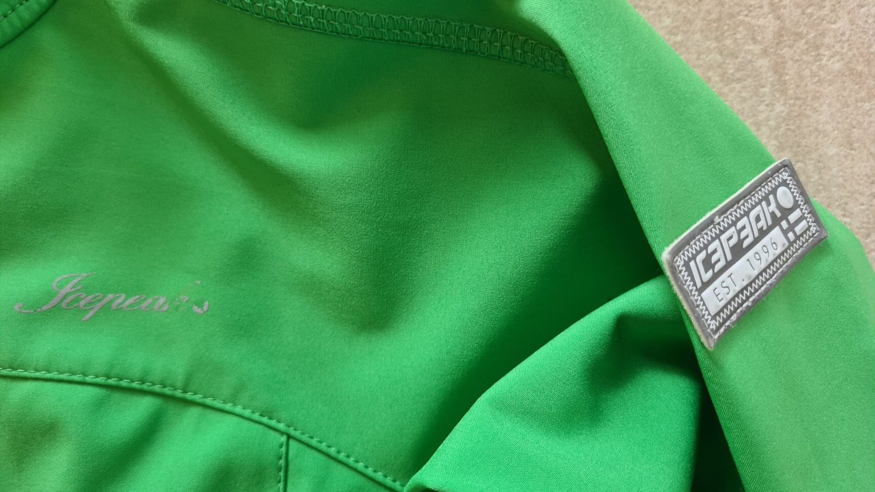 Icepeak Giacche & Cappotti: Ice Peak Jacke grün Grösse 140 – Usato da Obergösgen venduto da schesom 1