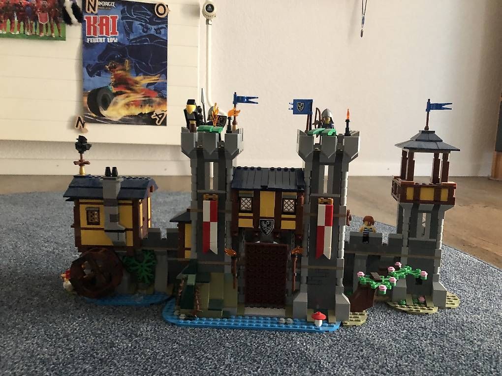 Jouets: Legoburg 31120 – D'occasion à Villmergen par Djamalia001 1
