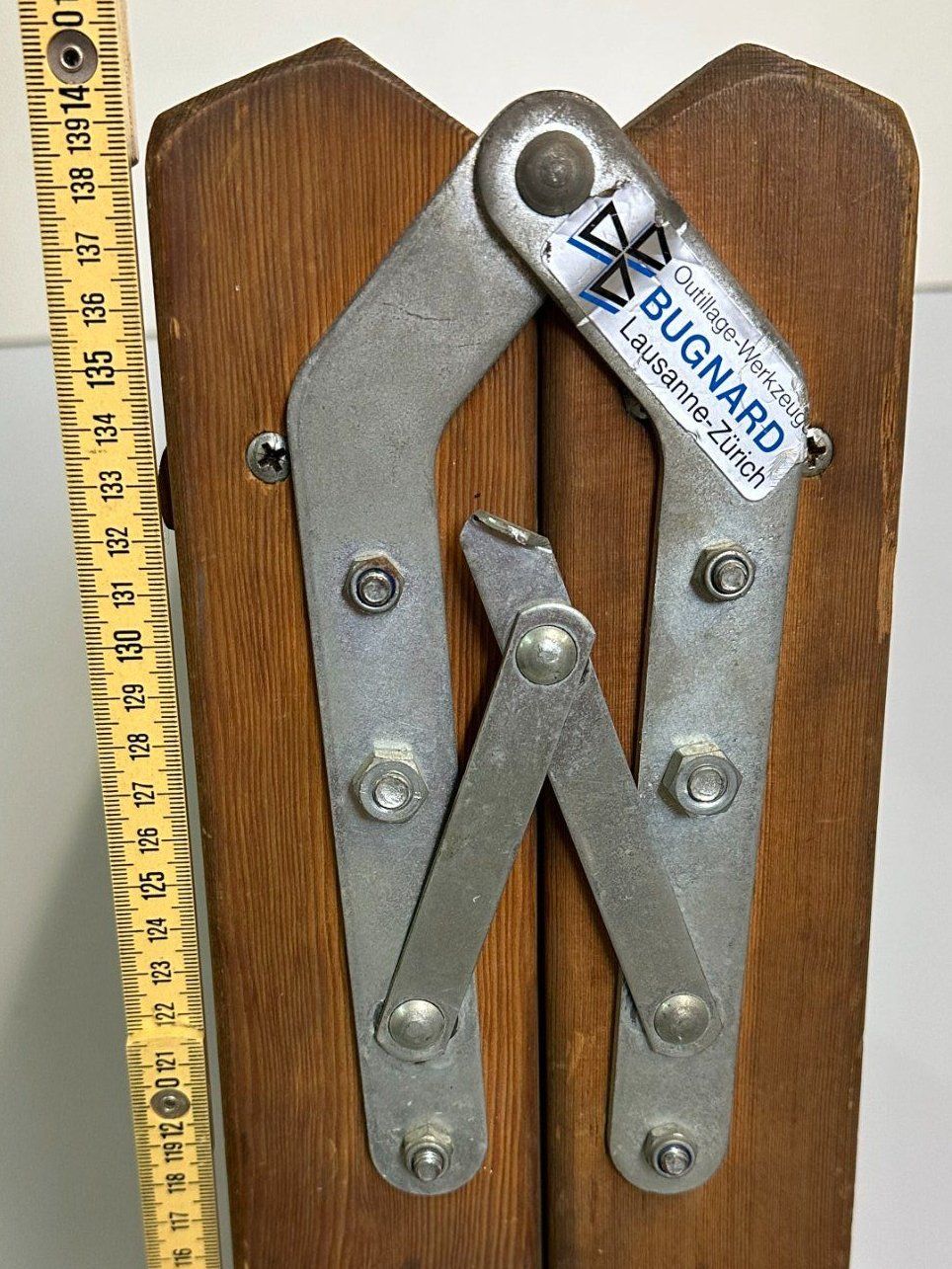 Scale: Bugnard Holz Bockleiter Klappleiter 130 cm Vintage – Usato da Luzern venduto da Lager6640 2