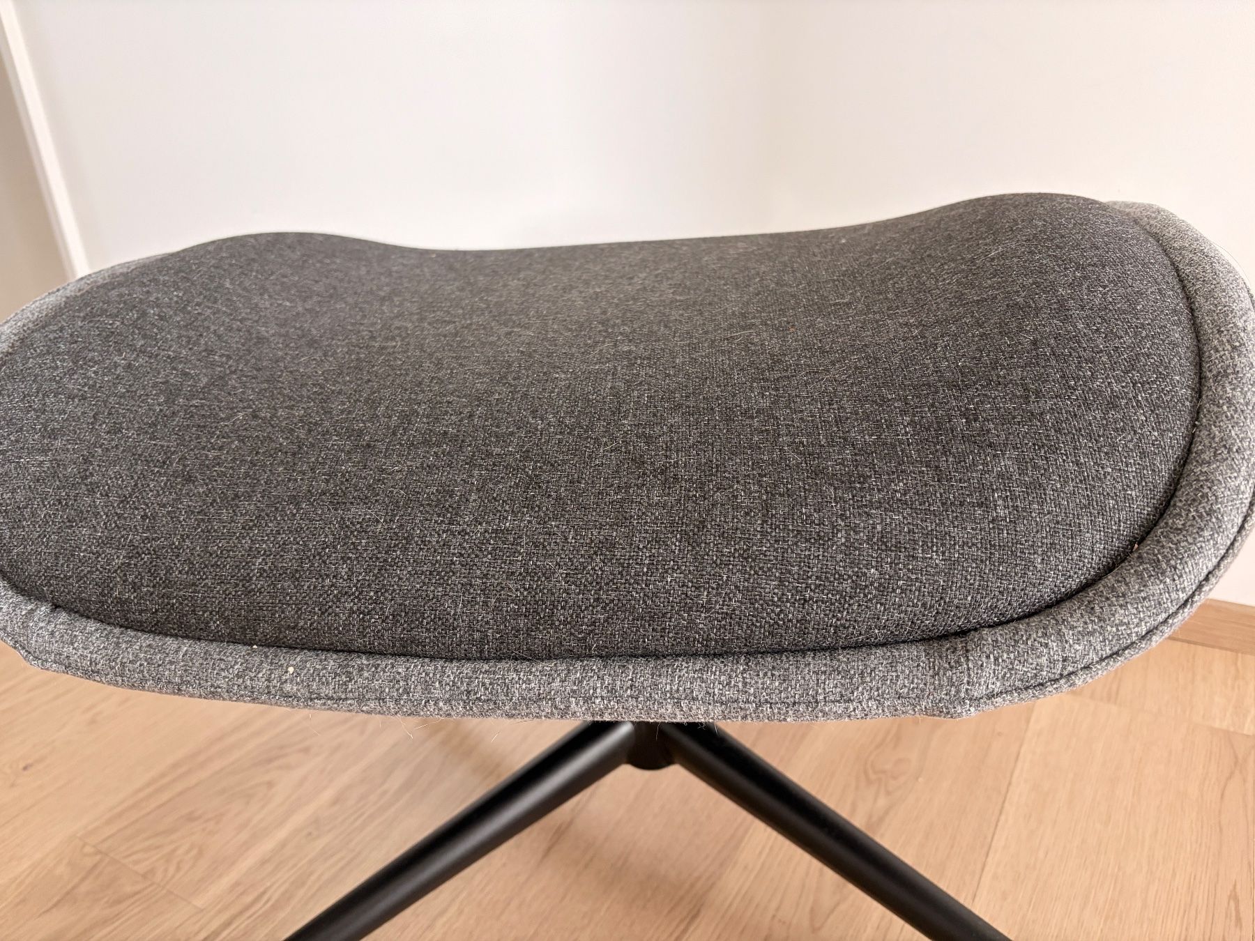 Ikea Tabourets: Foot stool – D'occasion à Zug par Tetiana_Pereira 1