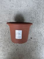 4 pots de fleurs tailles variées