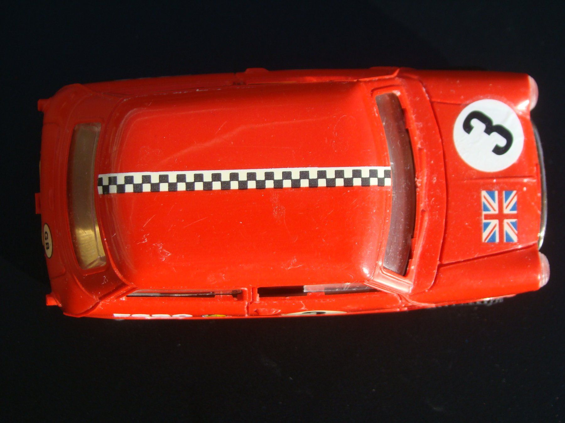 Piste: Scalextric Mini Cooper rot Frontantrieb selten 60er – Usato da Walzenhausen venduto da Vanquish711 6