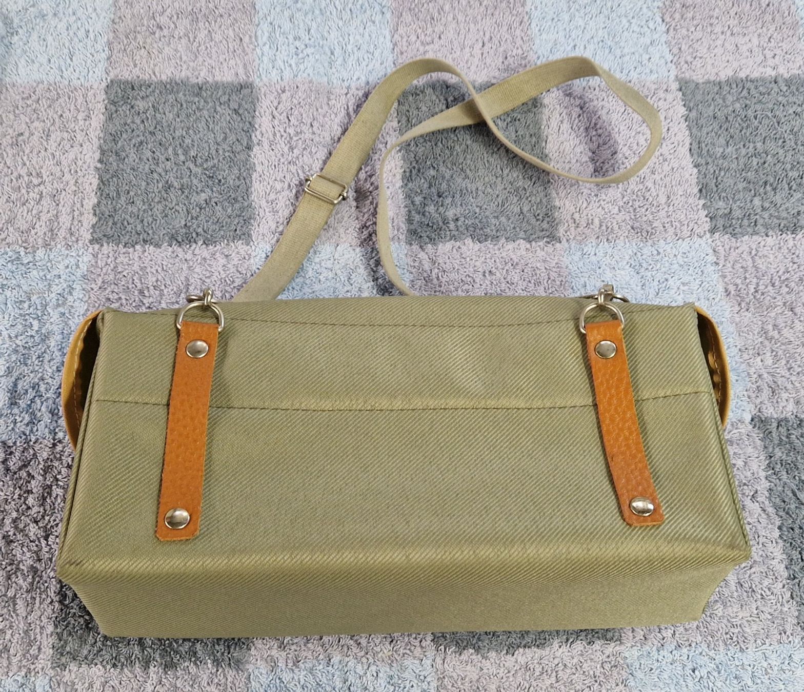 Schweizer Armee Taschen: SAMARITER TASCHE – Gebraucht aus Bilten von Mic2022 3