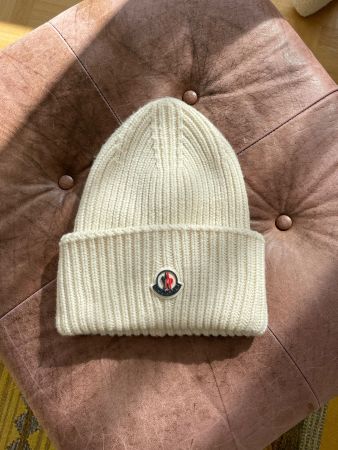 Moncler Wintermütze Damen Beanie Strickmütze weiss neuwertig