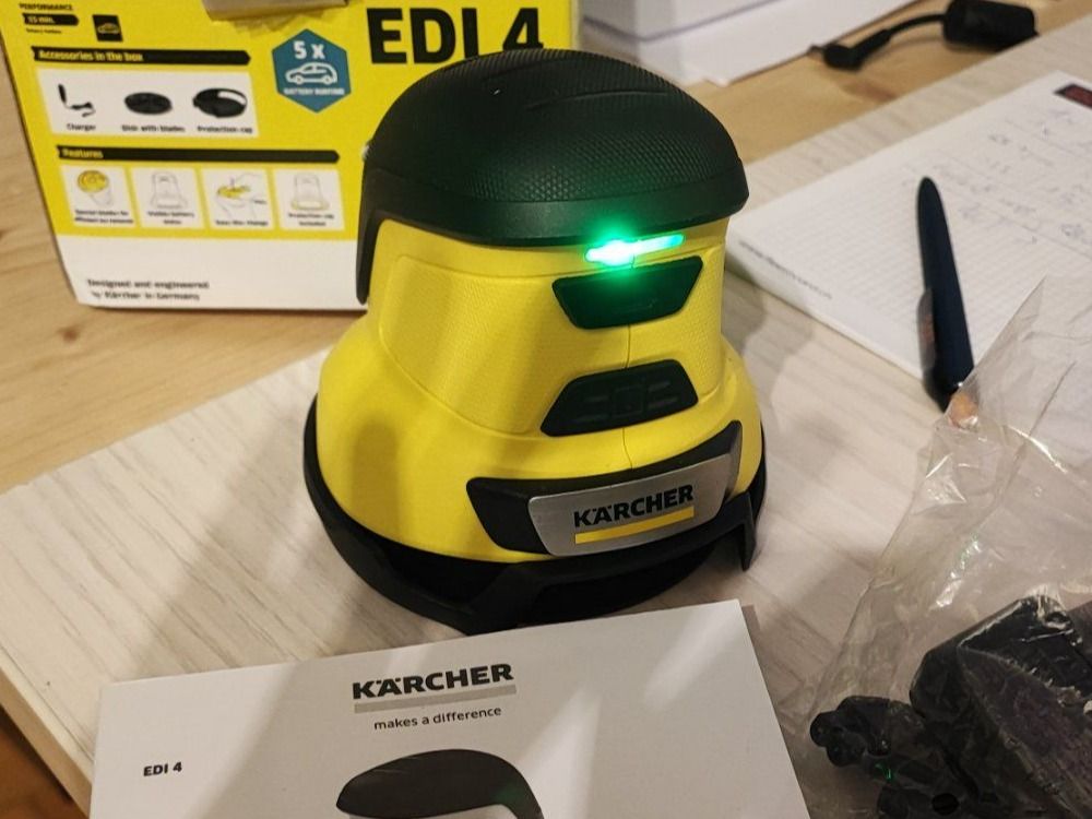 Sghiacciatore Elettrico Kärcher EDI 4 A Batteria | Per Vetri Auto, Autonomia 15 Min, Disco Rotante Sostituibile, Ricarica Li-Ion