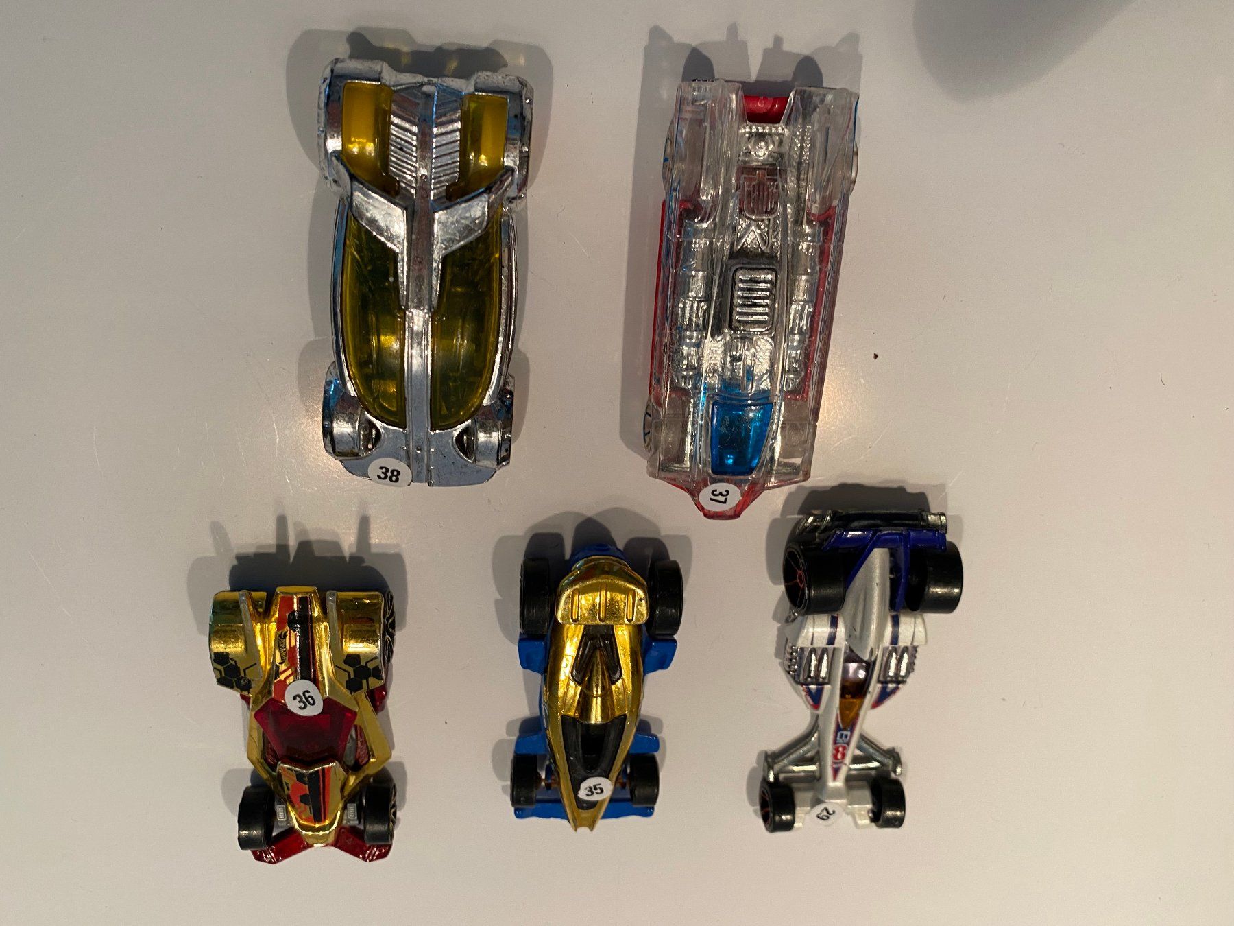 Hot Wheels Modellini d'auto: HotWheels Konvolut 2 29, 35-38 – Usato da Stäfa venduto da thebrand