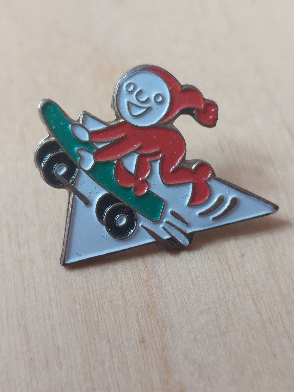 Placchette & Badge: 7 KNORR - PIN – Usato da Gipf - Oberfrick venduto da Esnoopy 4