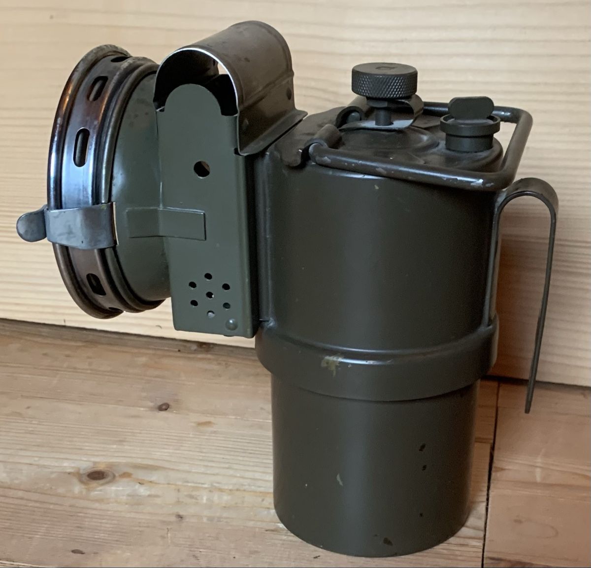 Schweizer Armee Lampade: Karbidlampe der CH Armee – Usato da Goldingen venduto da Bergler012 1
