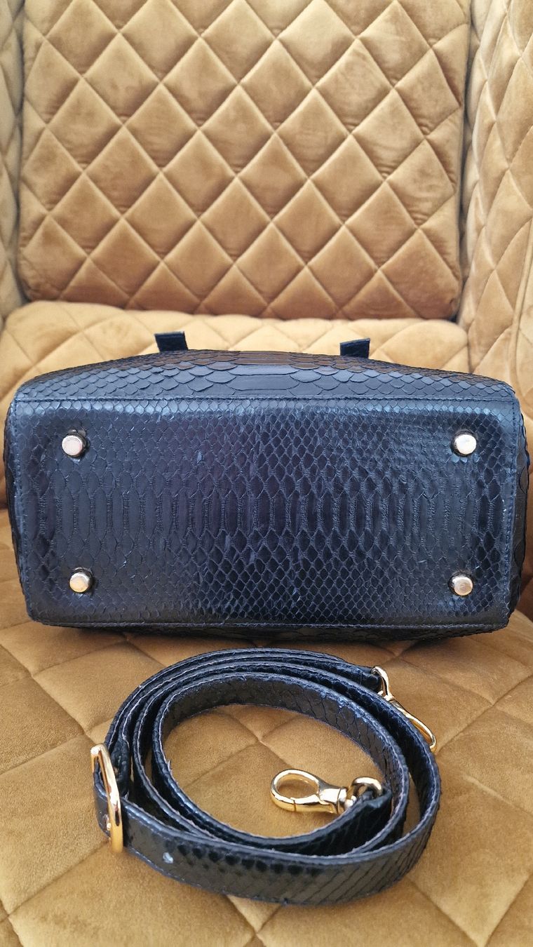 Taschen für Damen: Schlangenleder Handtasche GEUCO Python schwarz Gold neuwert – Gebraucht aus Mönchaltorf von nzhuravel 2