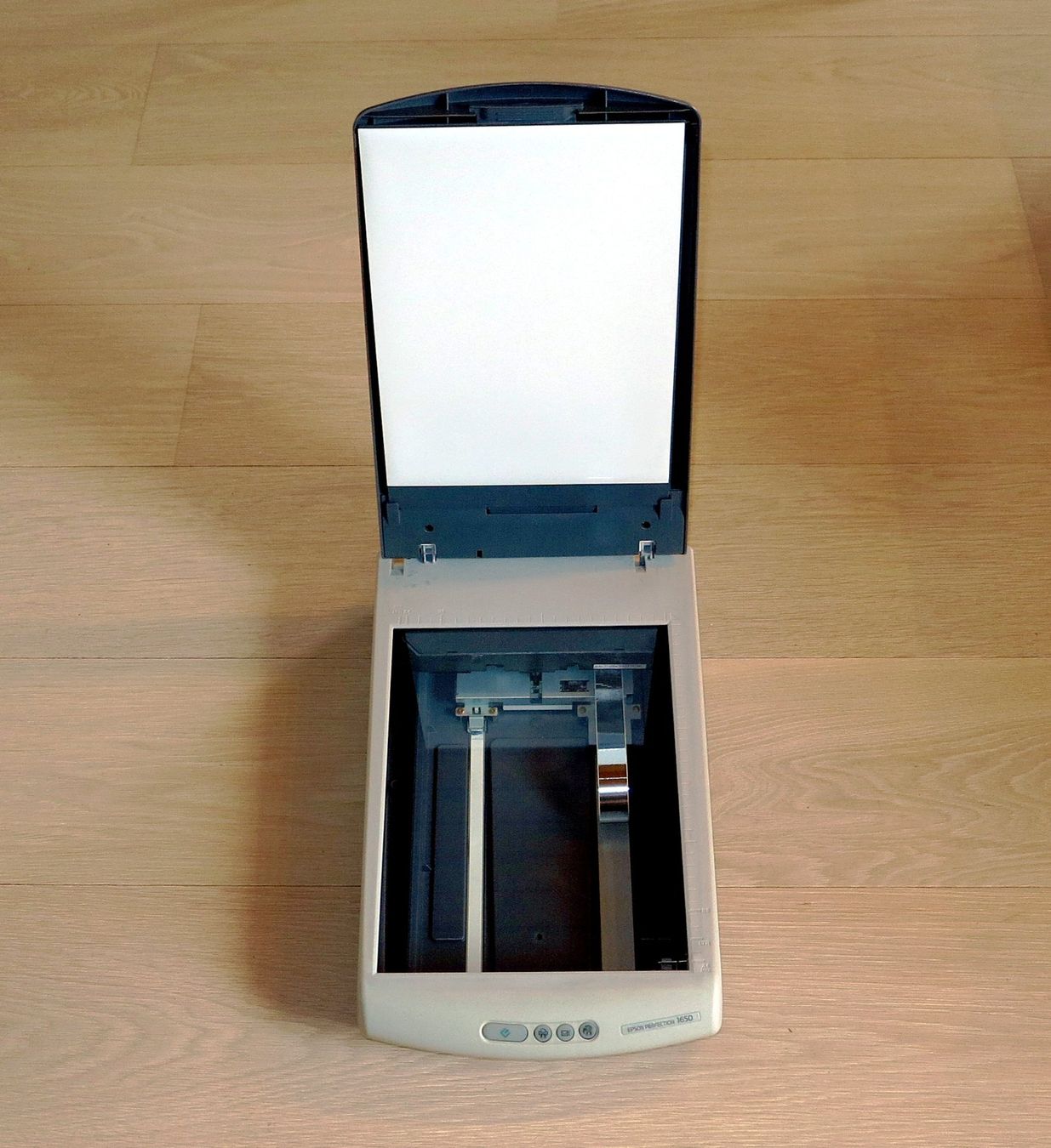 Epson Scanner: Flachbettscanner – Usato da Adliswil venduto da Mondschei3 1
