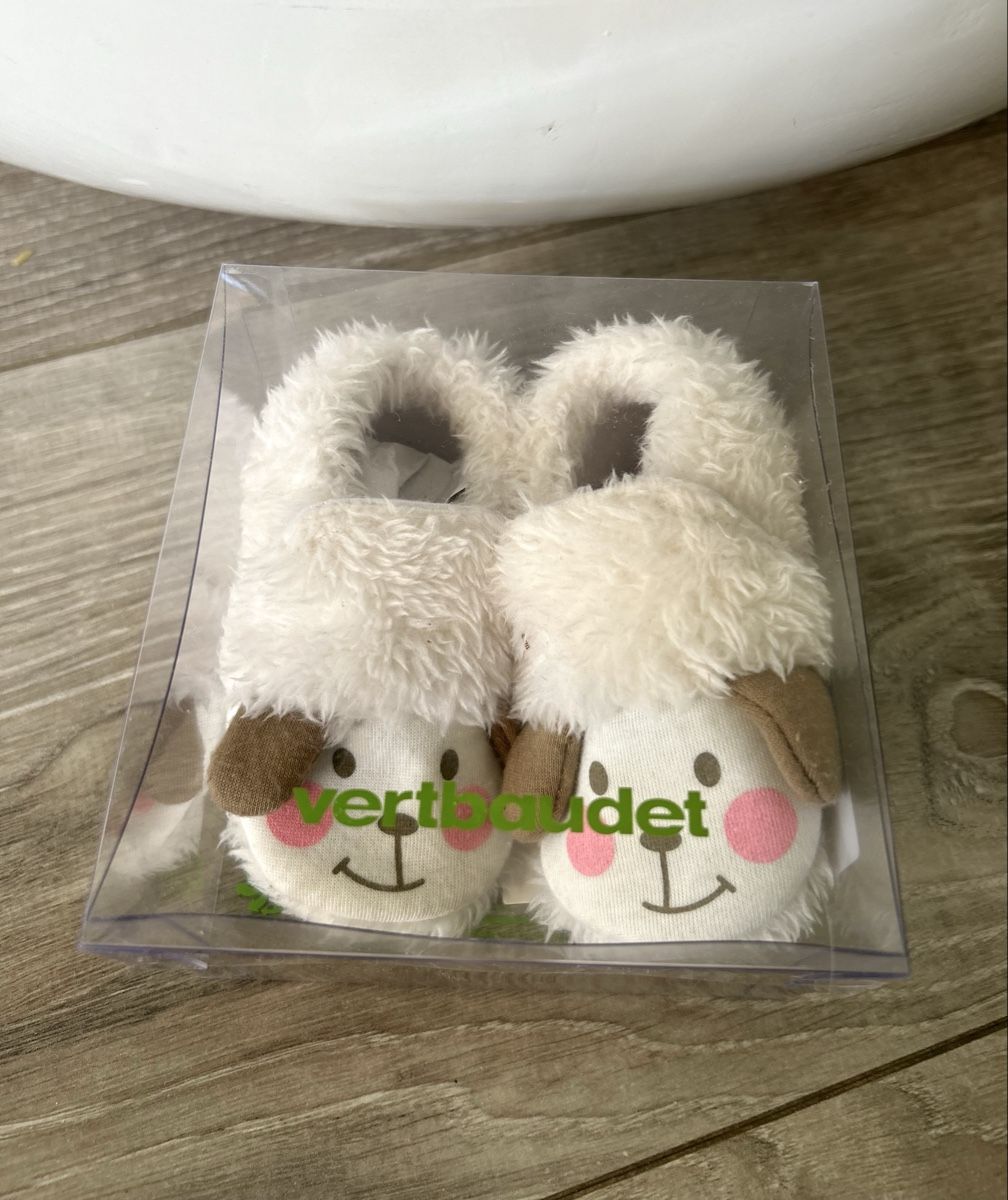 Vertbaudet Scarpe per ragazzi: Chaussons bébé Vertbaudet, taille 18/19! – Nuovo (secondo la descrizione) da Carouge GE venduto da Emilynette