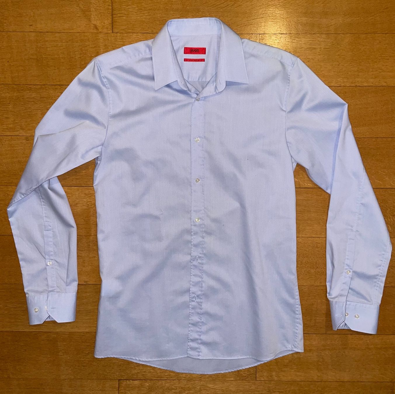 Hugo Boss Hemden: Hugo Boss Hemd Hellblau – Neu (gemäss Beschreibung) aus Laufenburg von mar_d5b9
