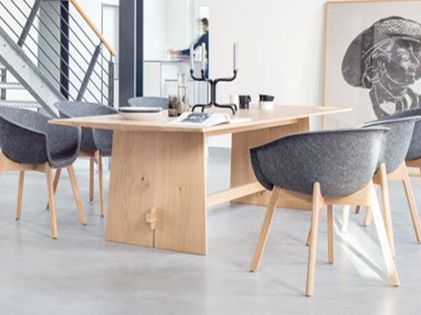 Tavoli: Wunderschöner Conmoto Eichenesstisch LP Chf 8000 – Nuovo (secondo la descrizione) da Menziken venduto da Atelier_Bruendler
