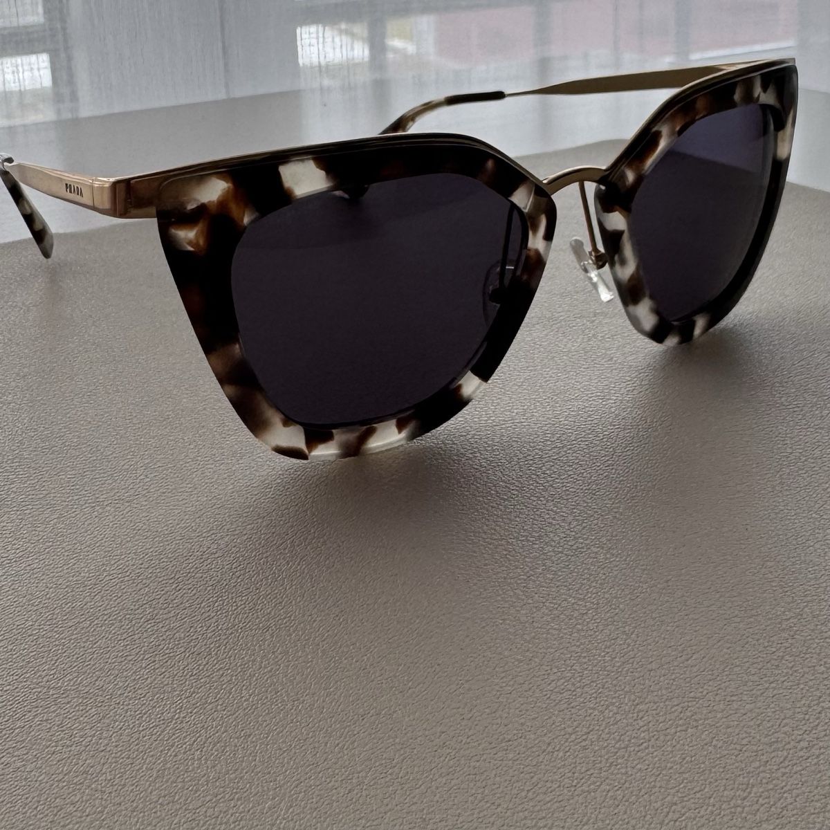 Prada Occhiali & Lenti: Original PRADA Sonnenbrille - Top Zustand! – Usato da Binningen venduto da happy_xx 5
