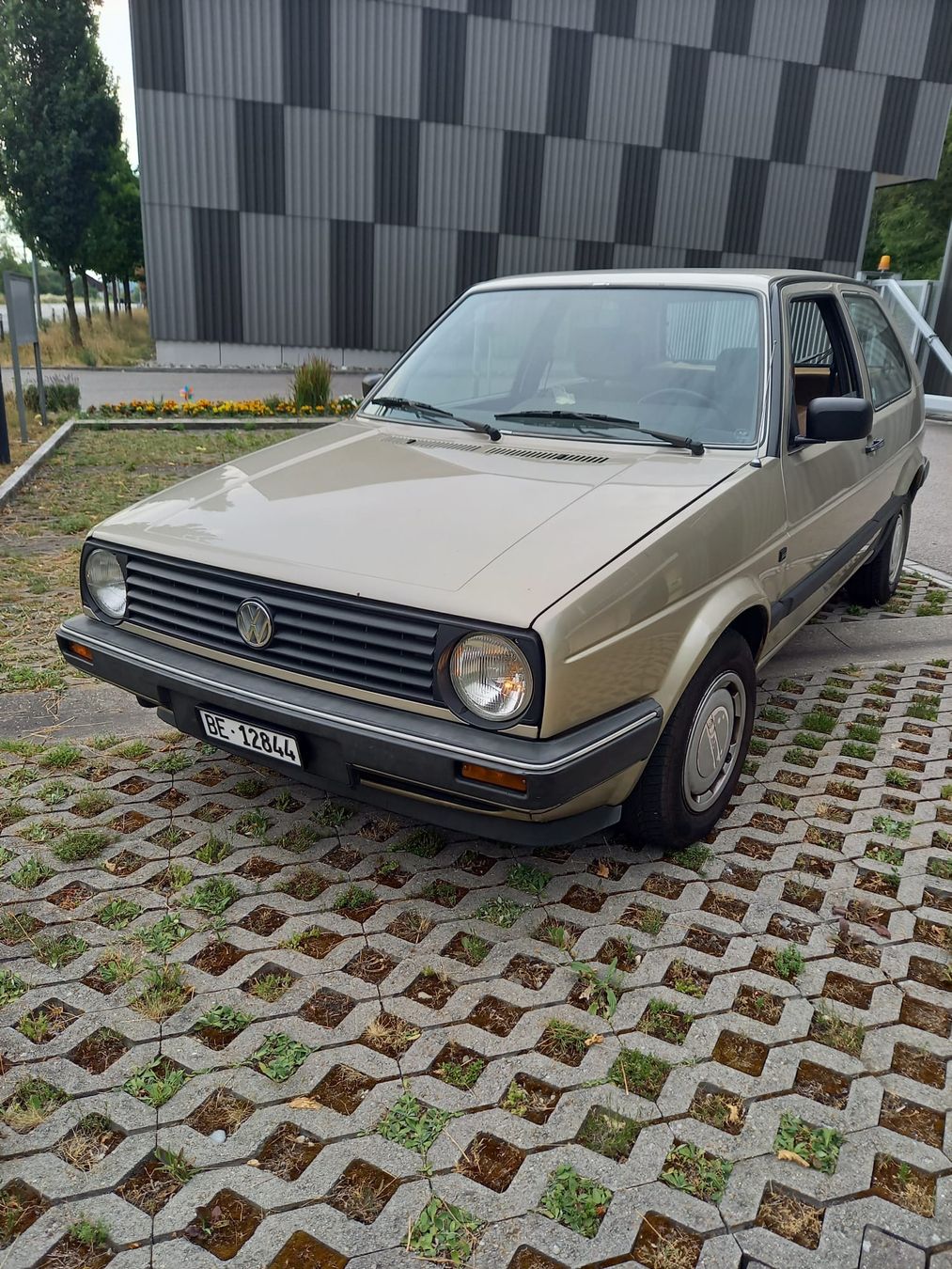 VW Automobili: schöner Golf 2 – Usato da St. Antoni venduto da Menzce 1