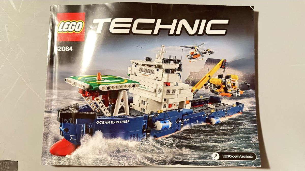 Lego Giocattoli: Lego Technics Ocean Explorer 42064(nur das Schiff) – Usato da Thun venduto da Topmat 1