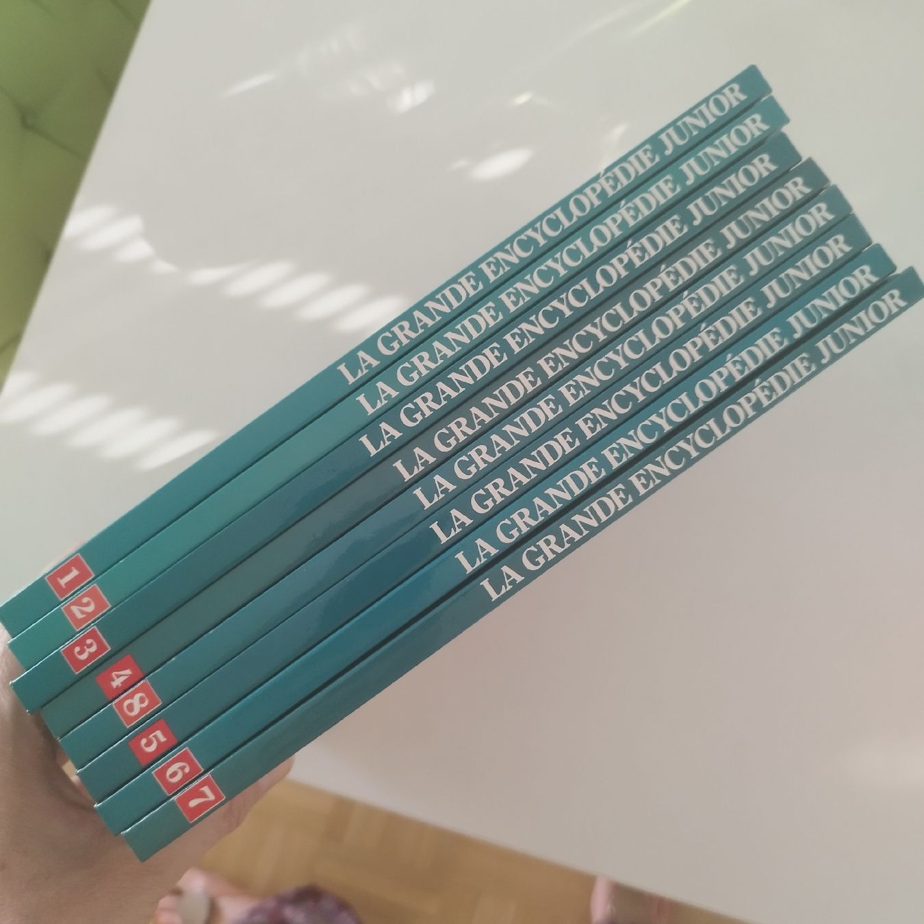 Livres: Grande encyclopédie junior 8 volumes – D'occasion à Belmont-Lausanne par vid_7qv6 1