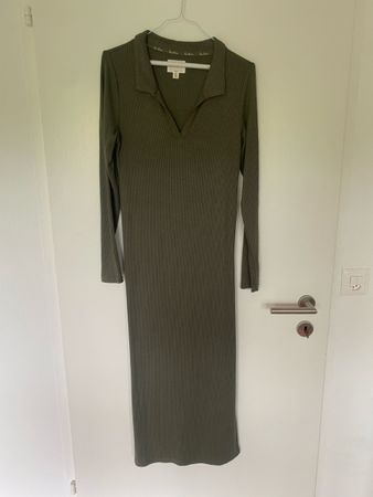 Maxikleid Olivgrün Grösse 36