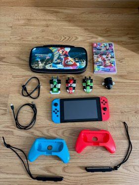 Nintendo Konsolen: Nintendo Switch Set – Gebraucht aus Rotkreuz von Noex_96