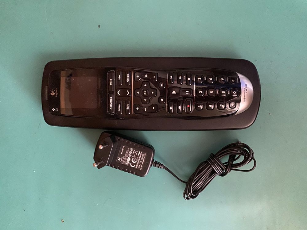 Logitech Harmony Universal (Gebraucht) in Coldrerio für CHF 30 – mit ...