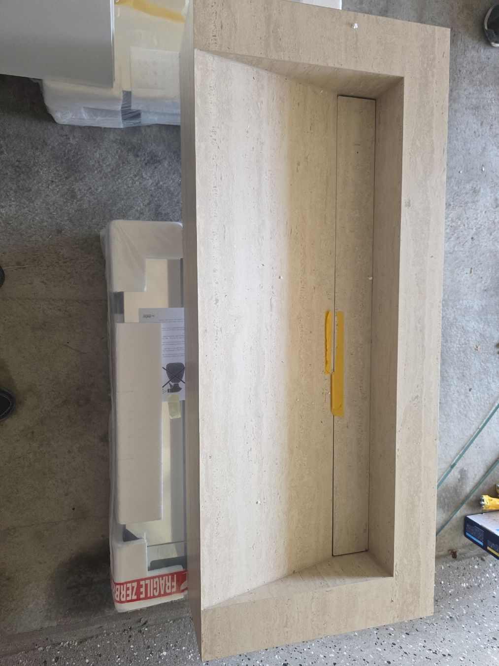 Lavabi & lavandini: Lavabo aus Fliesen. HANDARBEIT – Nuovo (secondo la descrizione) da Solothurn venduto da red-rock 2