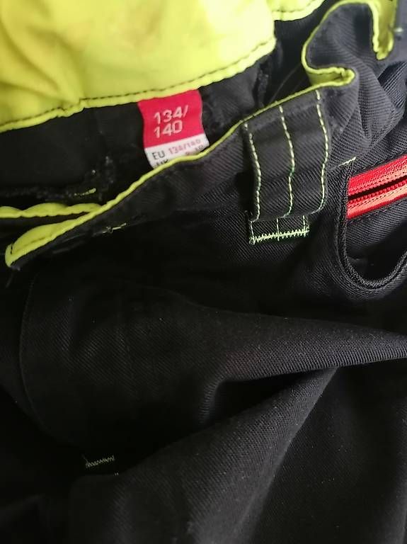 Pantaloni: Strauss Hosen 122/128 – Usato da Obergerlafingen venduto da tin_8ls9