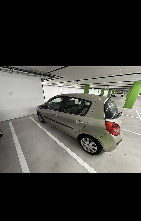 Automobili: Renault Clio 16V 1.4 – Usato da Zürich venduto da Dome1984 2