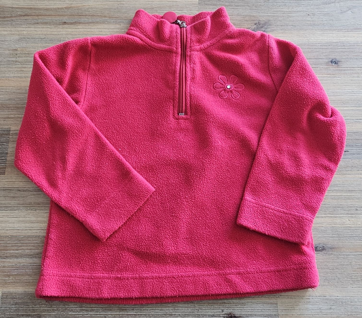 Maglioni & Felpe: Fleece Pullover rot Grösse 98/104 gebraucht – Usato da Basel venduto da Sinibini86