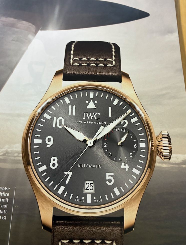 Riviste & Magazine: IWC Grosse Fliegeruhr im Test – Usato da Baden venduto da Goldbaum