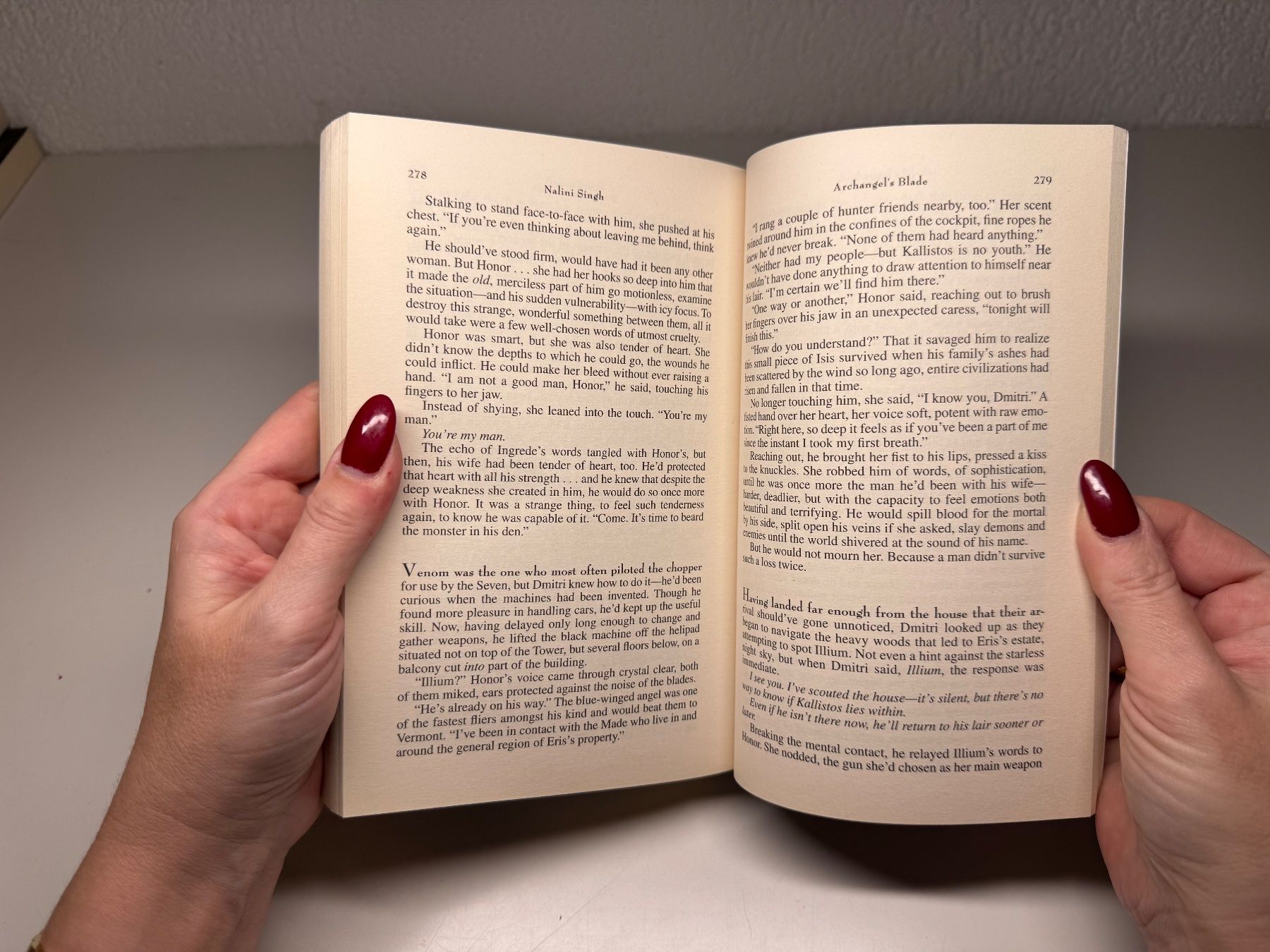 Bücher: NOVEL: Nalini Singh, Archangel's Blade – Gebraucht aus Grosswangen von English_books 8