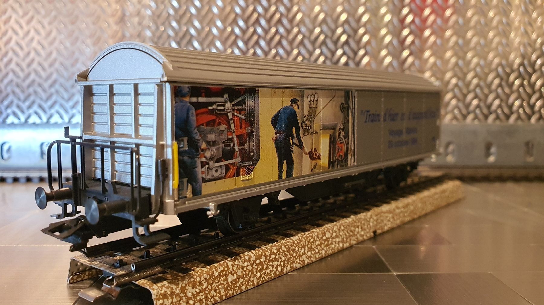Märklin Modellini di ferrovie: MÄRKLIN H0 GÜTERWGEN EISENBAHN GESTERN UND HEUTE  – Usato da Männedorf venduto da Modellbau-wyss 1