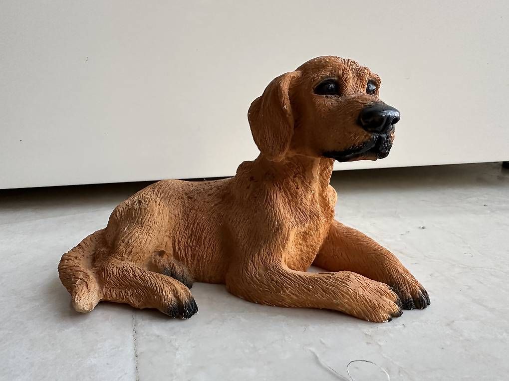 Figuren: Statuetta cane – Gebraucht aus Arzo von mon_8xmt