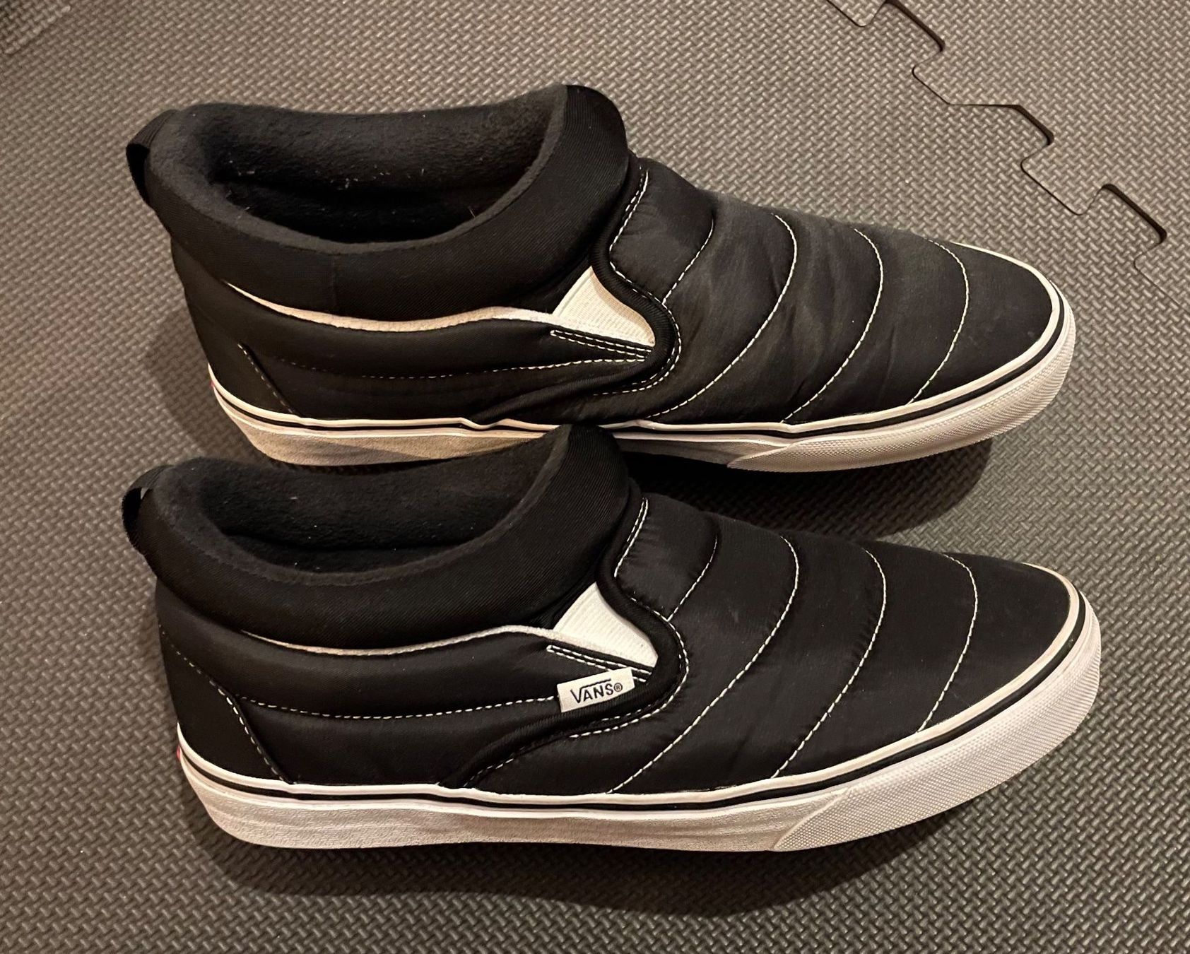 Vans Scarpe da uomo: Vans Slip-On Mid – Usato da Olten venduto da B3ren