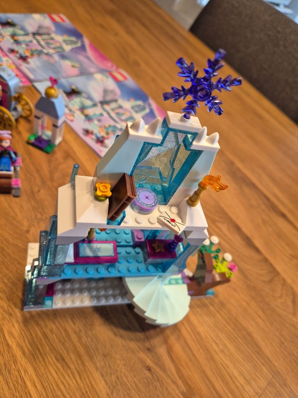 Lego Spielzeuge: Lego Disney Princess 41062 + 41141 Eispalast + Kutsche – Gebraucht aus Leimbach TG von lachende 7