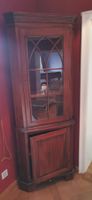Eckvitrine Schrank