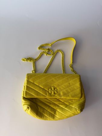 Tory Burch Tasche Kira Chevron Small gelb
