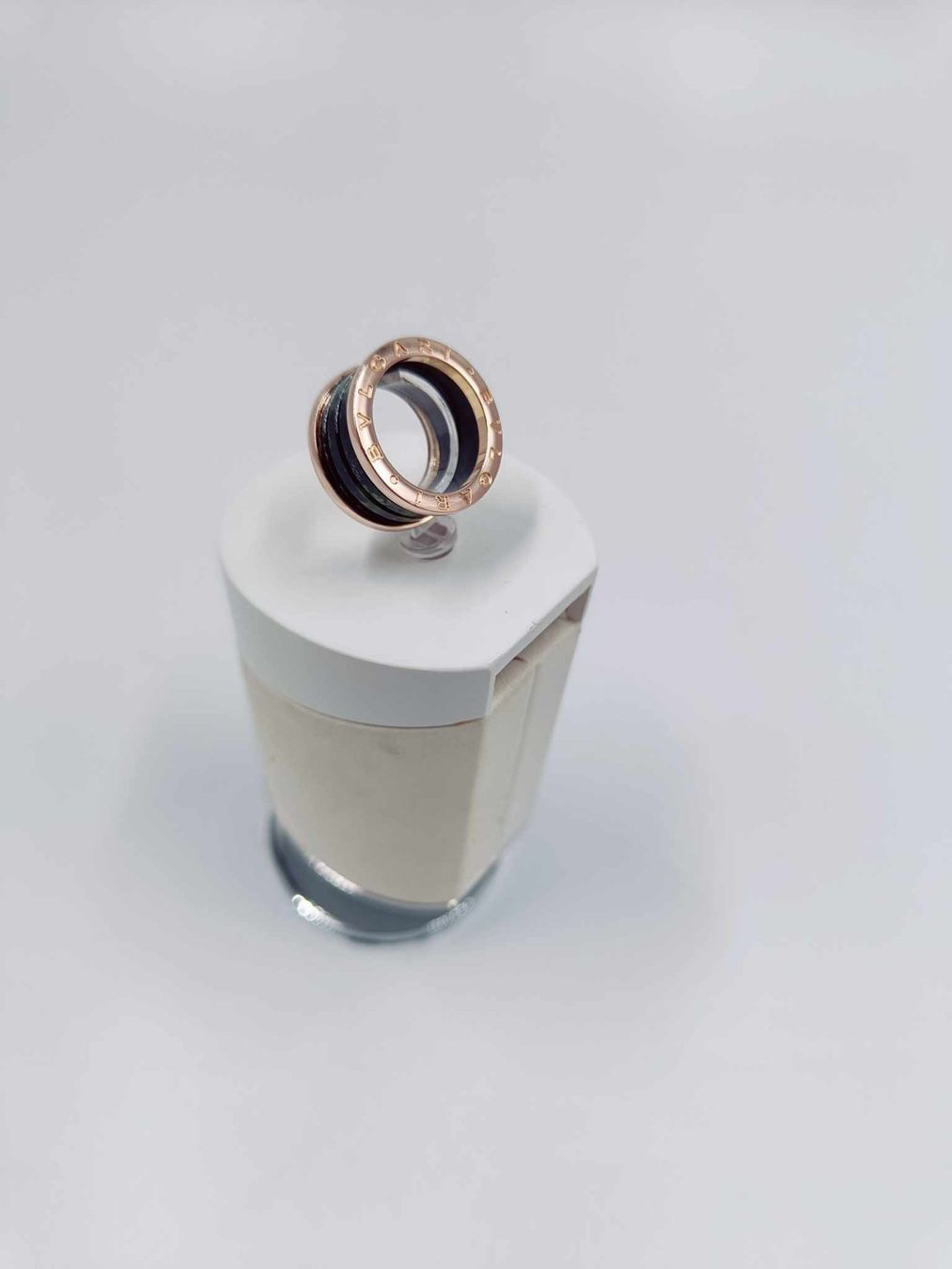 Bulgari Anelli: BVLGARI "B ZERO" 3 BAND GRÜNER MARMOR RING – Usato da Luzern venduto da EdiGem 6