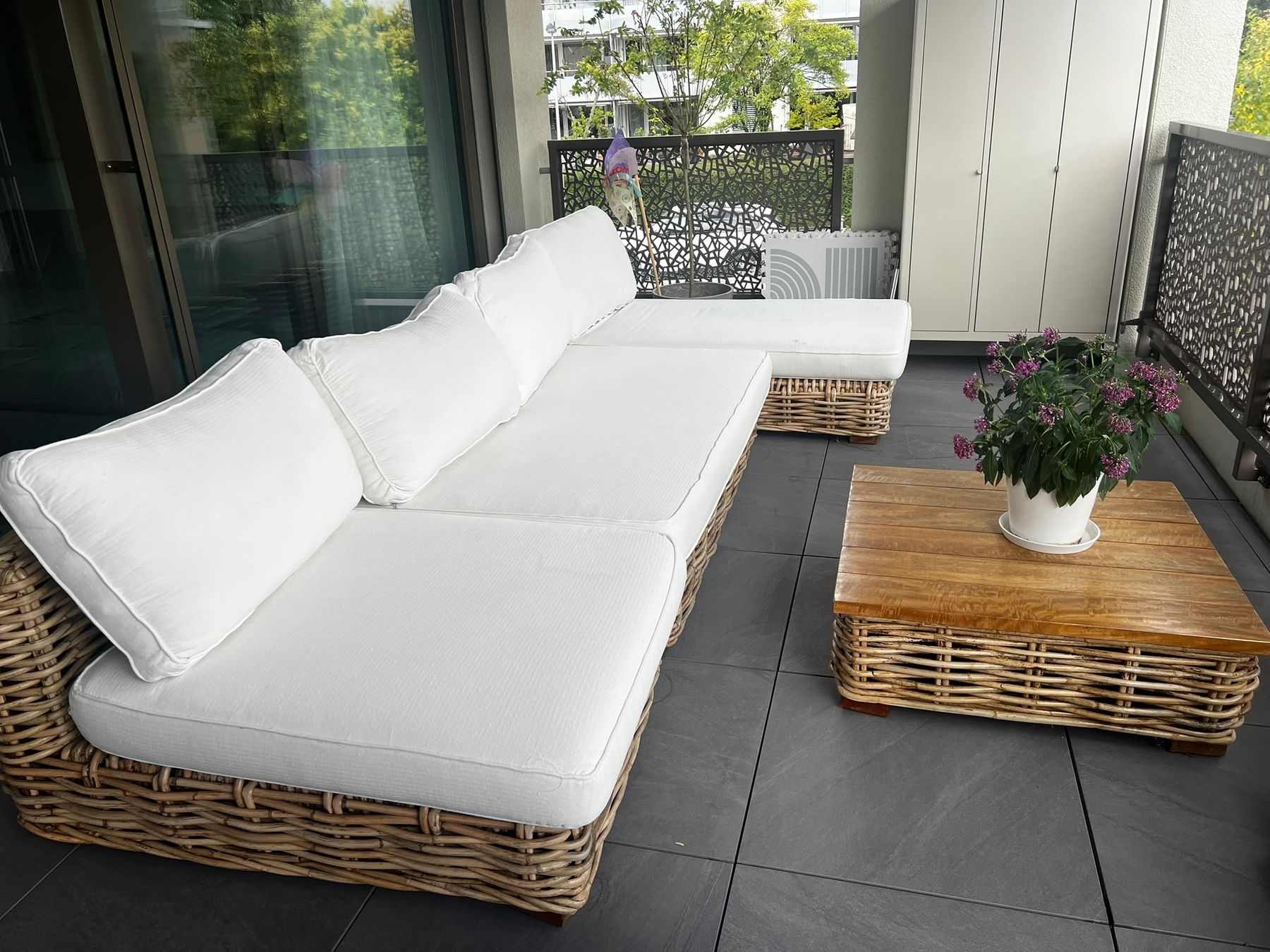 Sofas: Grosses Gartensofa modular Rattan – Gebraucht aus Russikon von Scooodie27 2