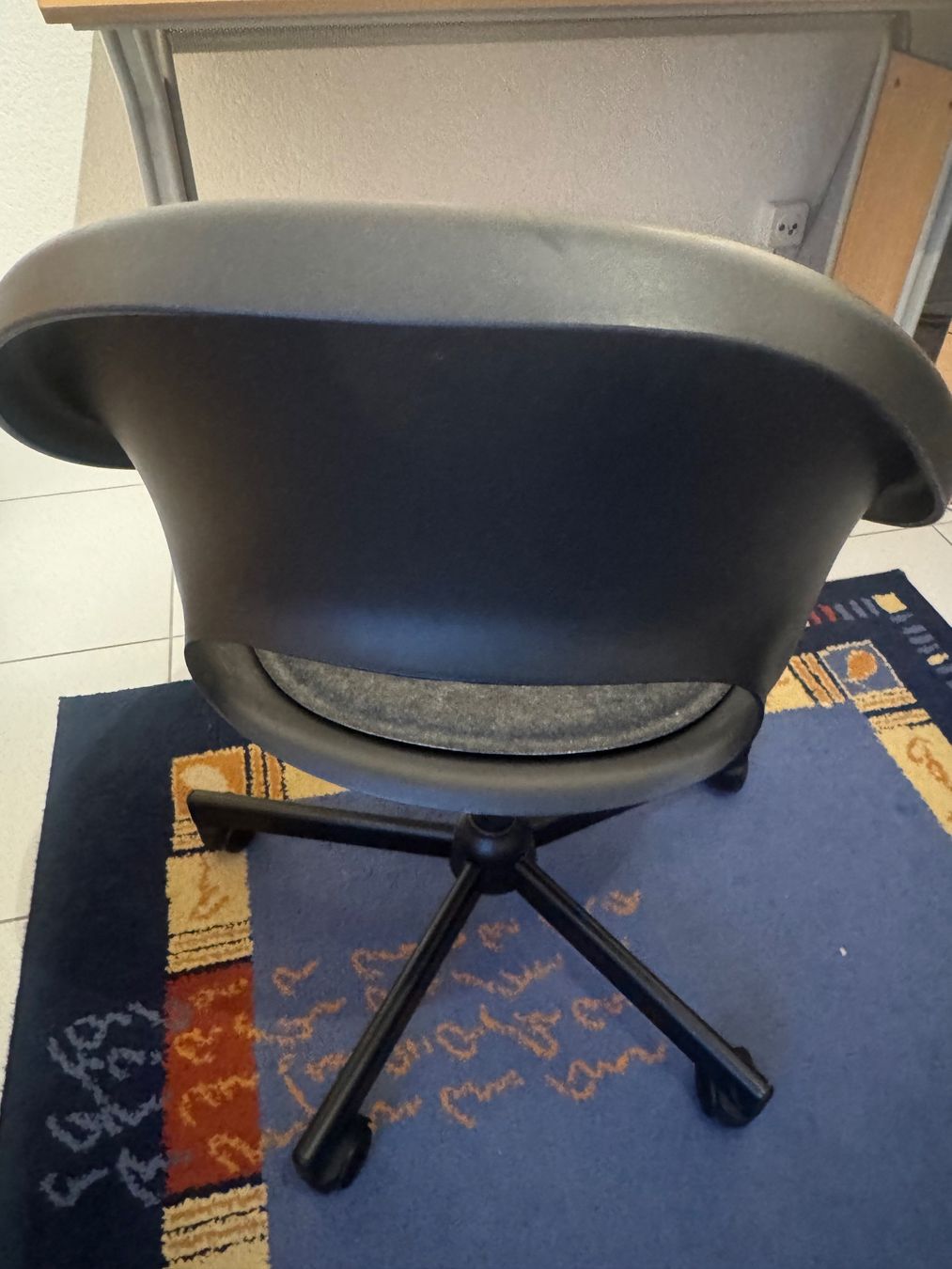 Ikea Stühle: Ikea Bürostuhl – Gebraucht aus Kerzers von sydney04 1