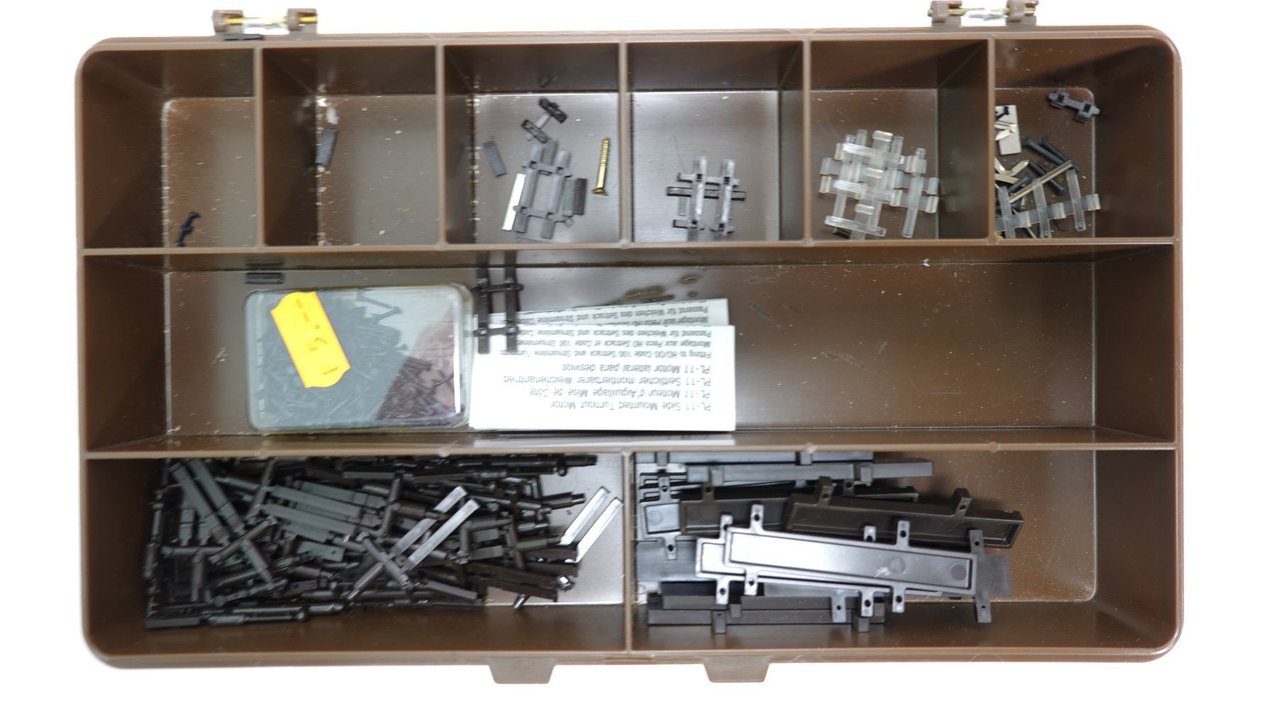 Modellini di ferrovie: e67 Bemo Peco Ersatzteile Konvolut / Bastelware – Usato da Thun venduto da evinka_gmbh